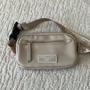 Fanny pack/belt bag